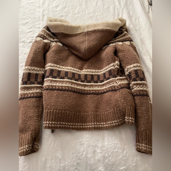 UGG jacket - Picture 2 of 3